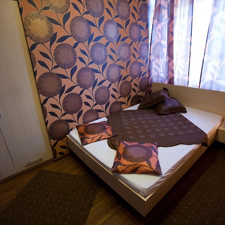Hotel La Gil Bucureşti Phòng bức ảnh