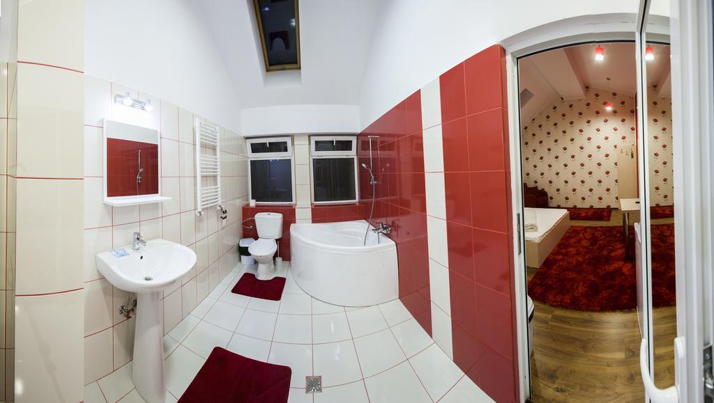 Hotel La Gil Bucureşti Ngoại thất bức ảnh