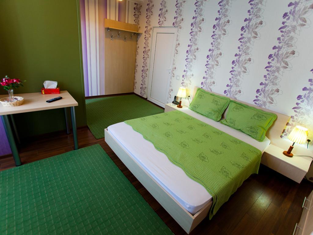 Hotel La Gil Bucureşti Ngoại thất bức ảnh