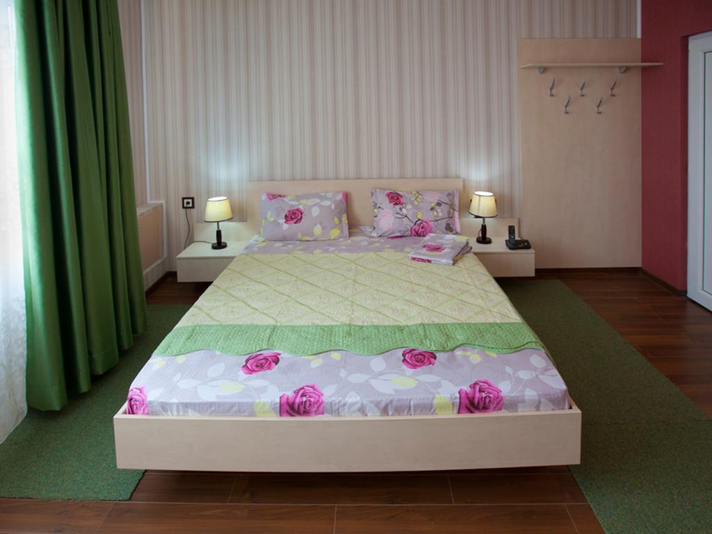Hotel La Gil Bucureşti Phòng bức ảnh