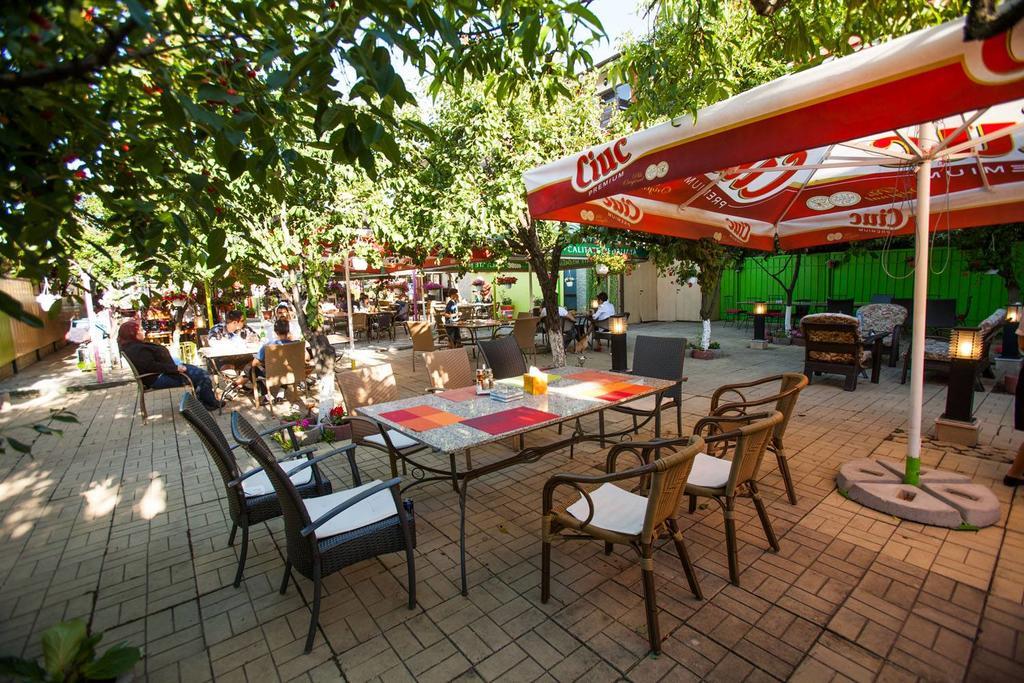 Hotel La Gil Bucureşti Ngoại thất bức ảnh