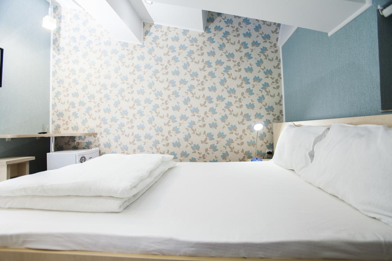 Hotel La Gil Bucureşti Ngoại thất bức ảnh